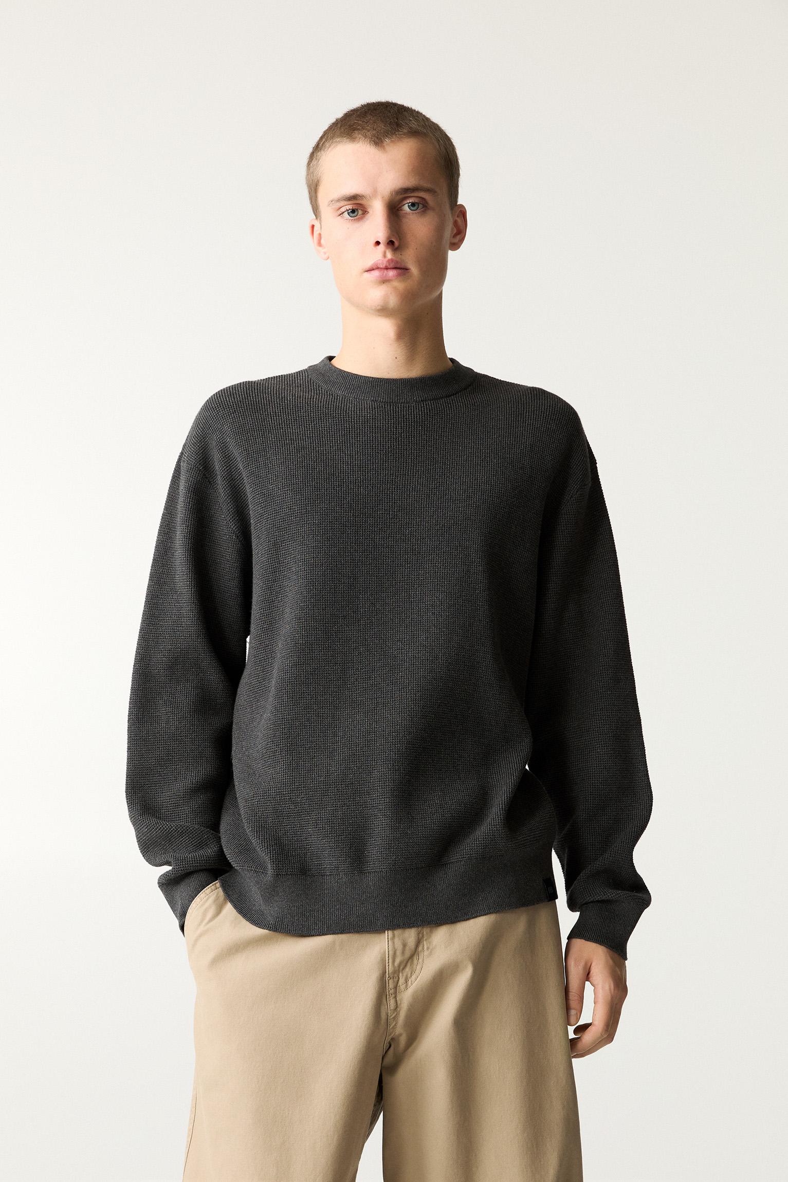 sueter-pull-and-bear-205uvb-1.jpg